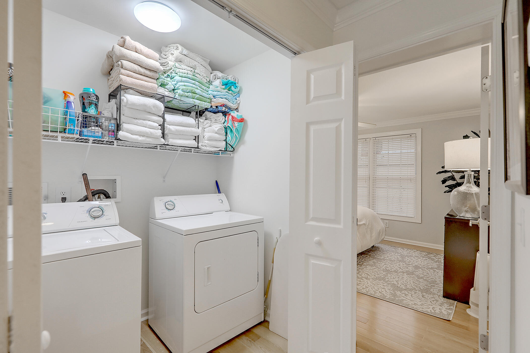 118 Congress Street, Unit F Charleston, SC 29403 - Photo 25 of 38 Laundry Room
