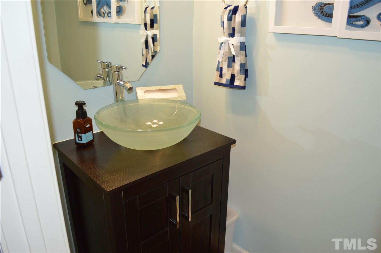 4635 Queen Pierrette Street Raleigh, NC 27610 - Photo 7 of 28 Gallery Image 7