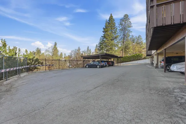 $259,000 | 844 West Cliff Drive, Unit 307, Spokane, WA 99204