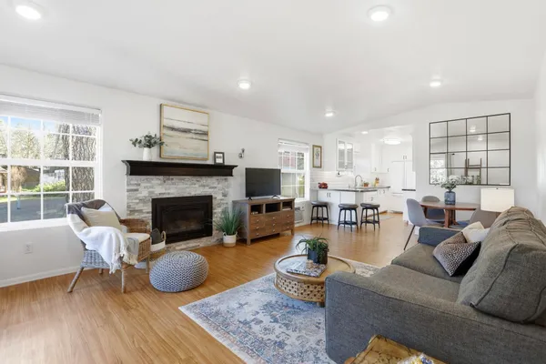 $259,000 | 844 West Cliff Drive, Unit 307, Spokane, WA 99204