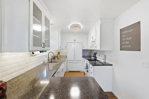 $259,000 | 844 West Cliff Drive, Unit 307, Spokane, WA 99204