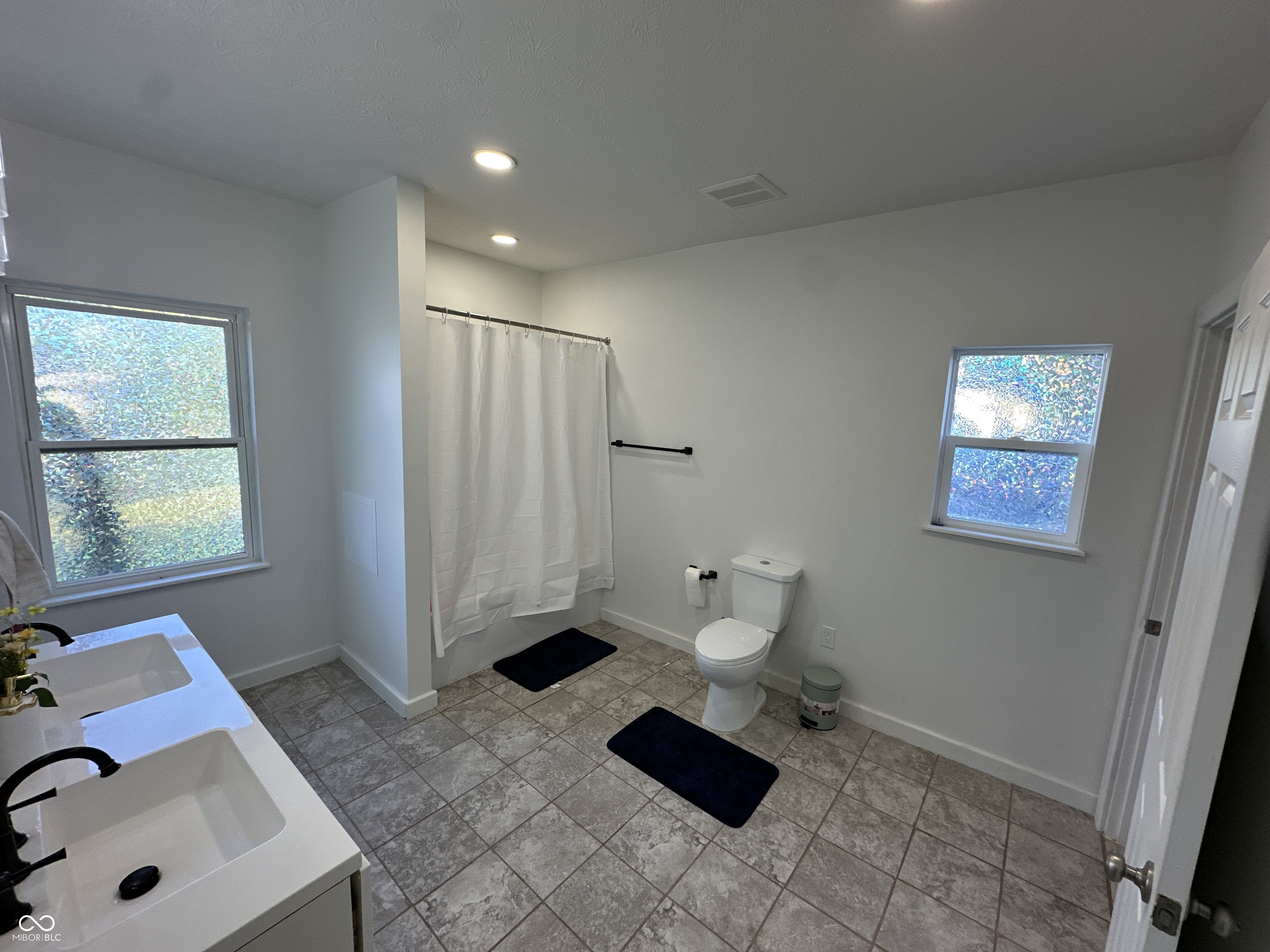 1521 Indiana Avenue Columbus, IN 47201 - Photo 13 of 35