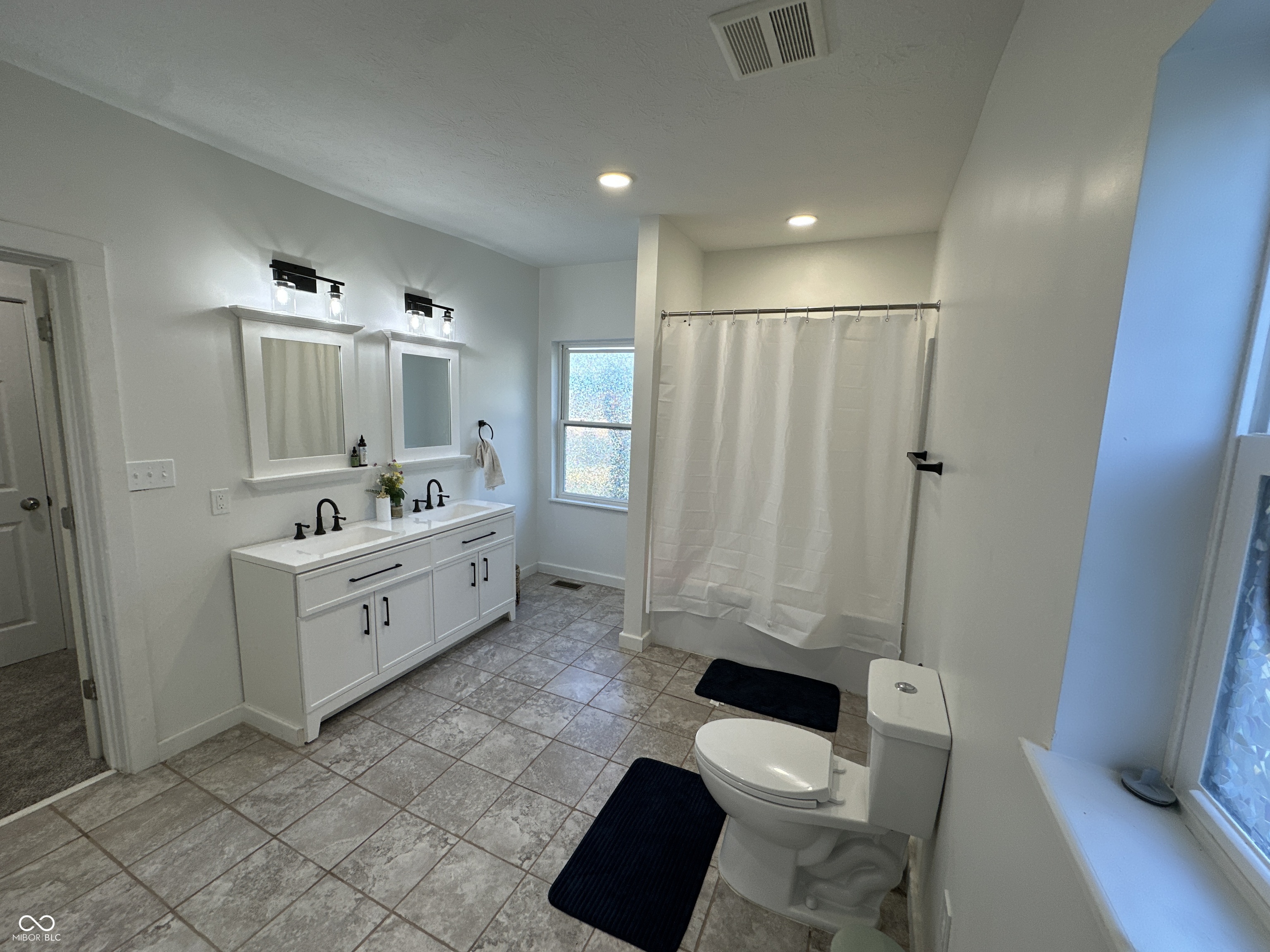 1521 Indiana Avenue Columbus, IN 47201 - Photo 14 of 35