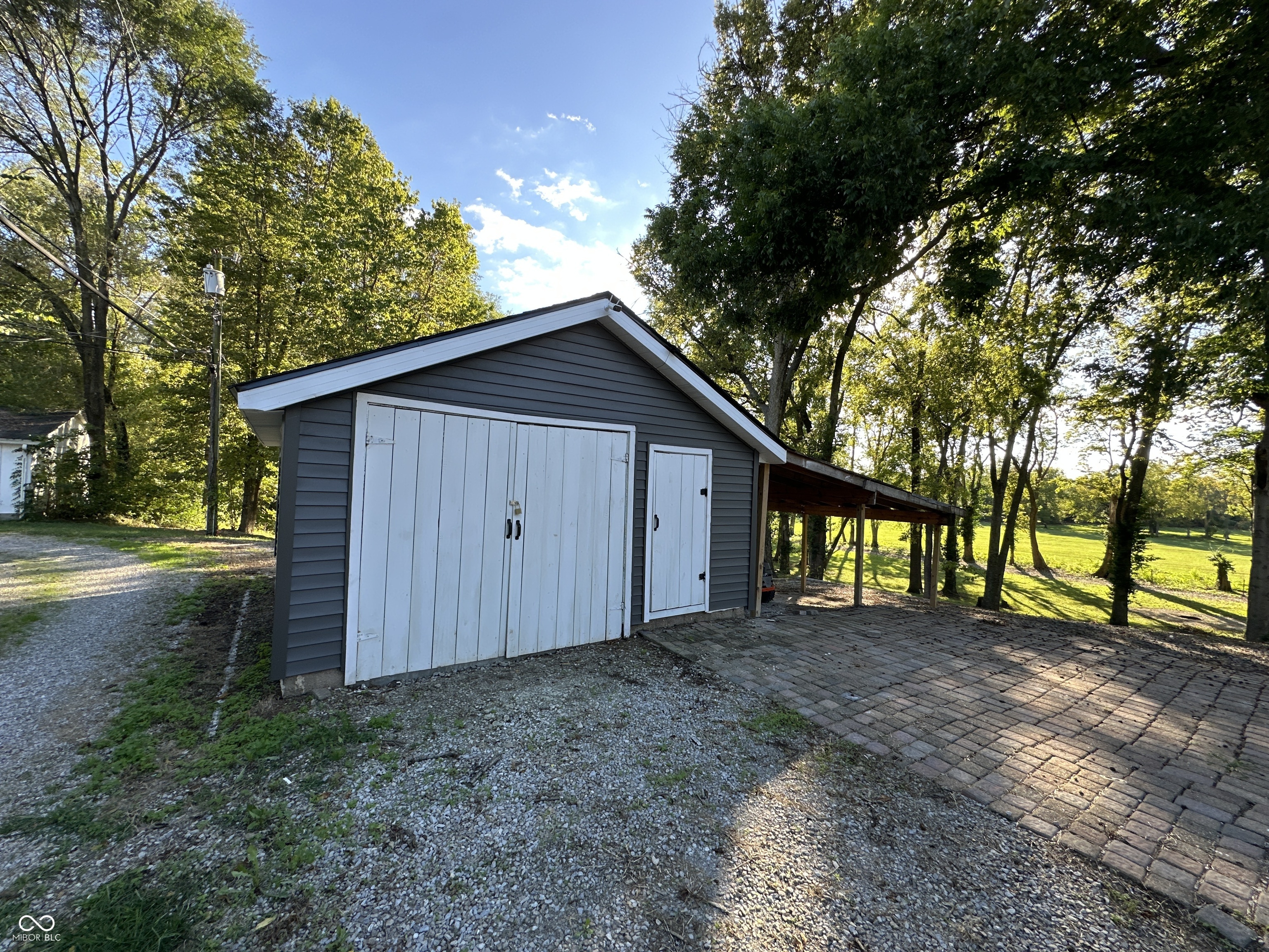 1521 Indiana Avenue Columbus, IN 47201 - Photo 28 of 35