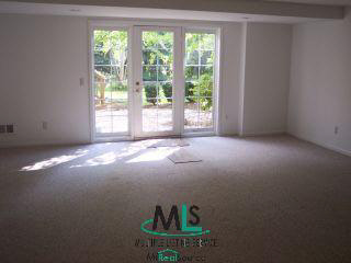 1411 Pebble Rochester, MI 48307 - Photo 12 of 12 773946-11.JPG