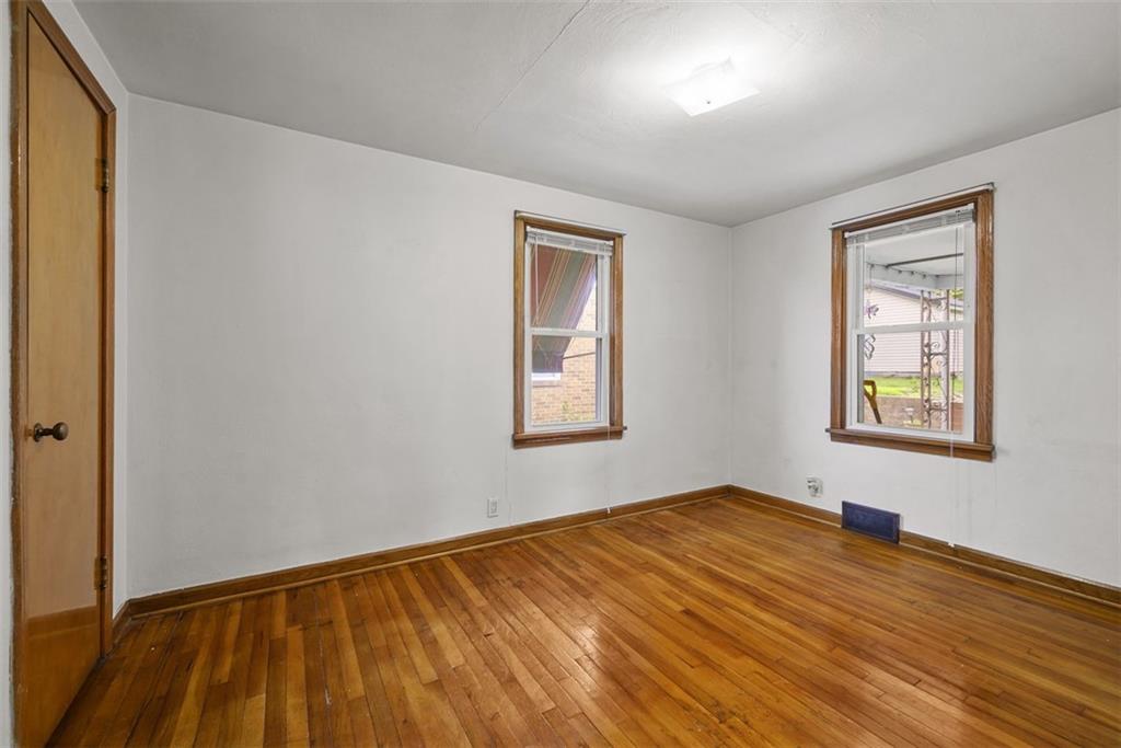 1233 Virginia Avenue Midland, PA 15059 - Photo 24 of 44 a view of empty room with window