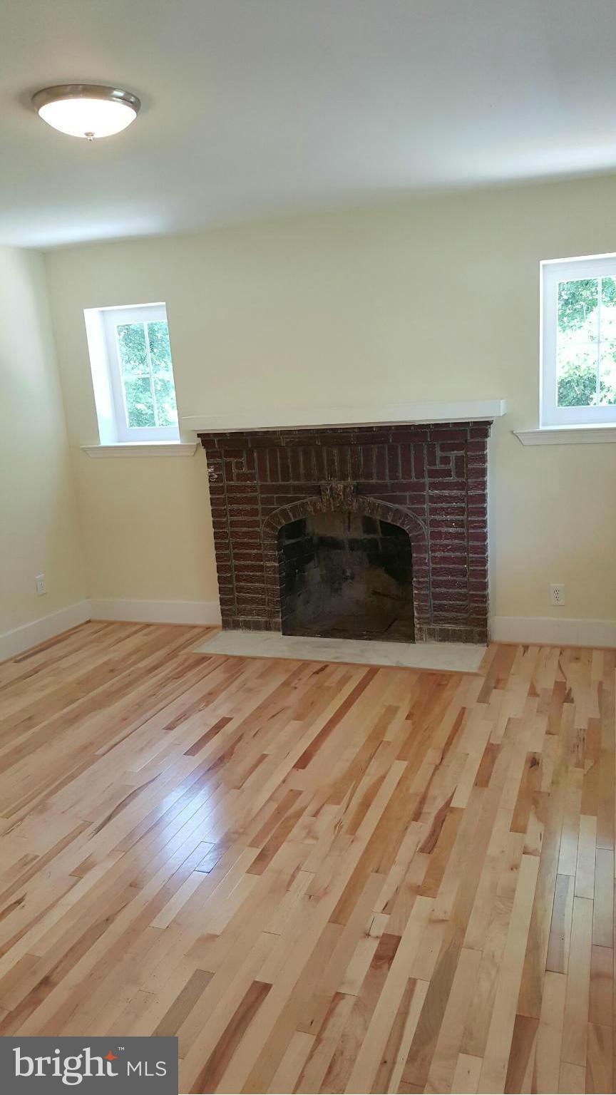 5705 Landover Road Hyattsville, MD 20784 - Photo 14 of 14 Living Room
