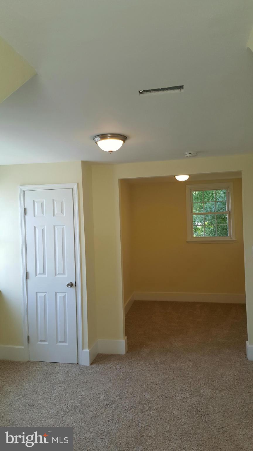 5705 Landover Road Hyattsville, MD 20784 - Photo 8 of 14 Interior (General)