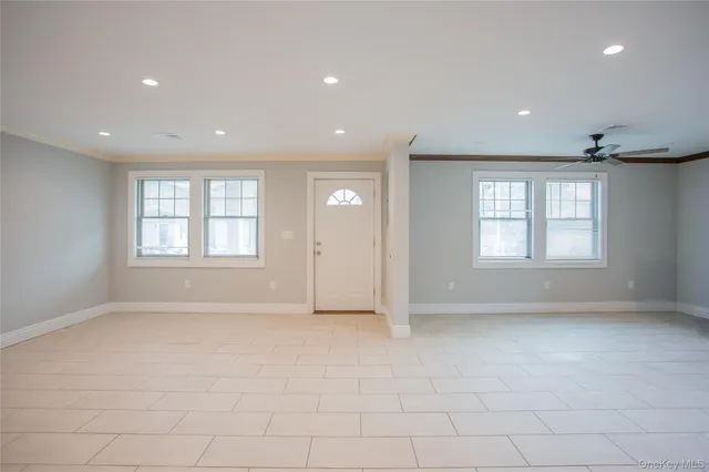 $4,500 | 59 Clinton Avenue, Inwood, NY 11096