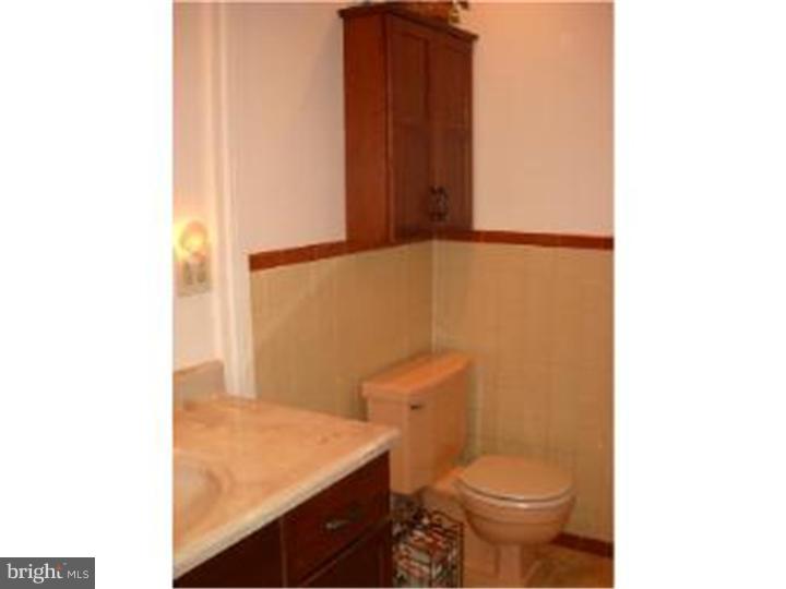 157 Ashbrook Road Cherry Hill, NJ 08034 - Photo 11 of 25