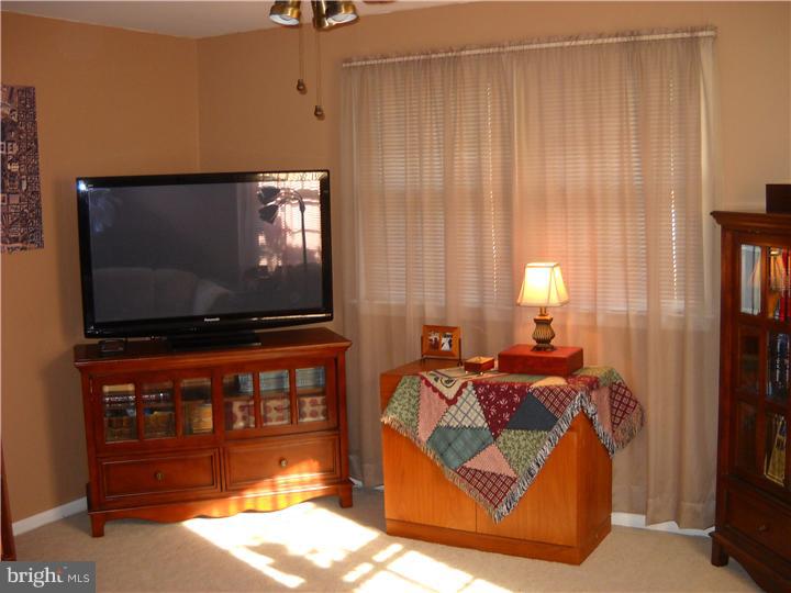 157 Ashbrook Road Cherry Hill, NJ 08034 - Photo 15 of 25