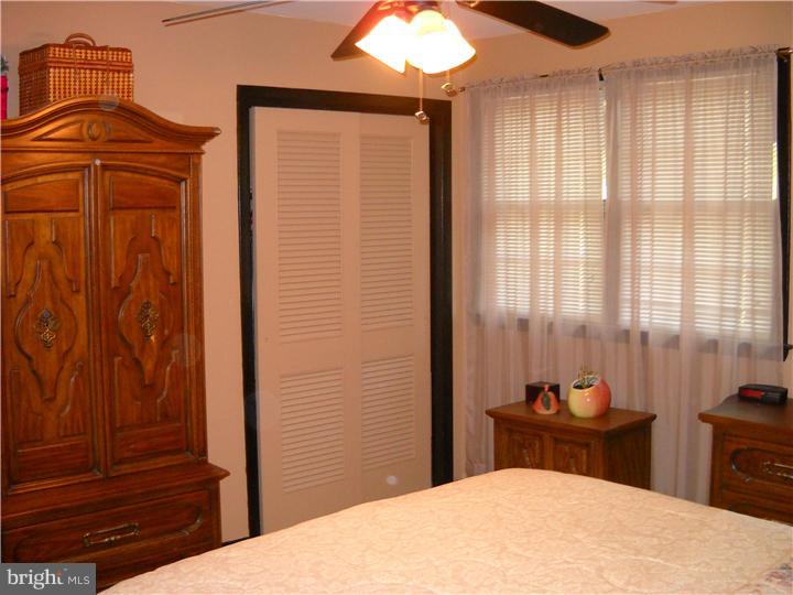 157 Ashbrook Road Cherry Hill, NJ 08034 - Photo 17 of 25