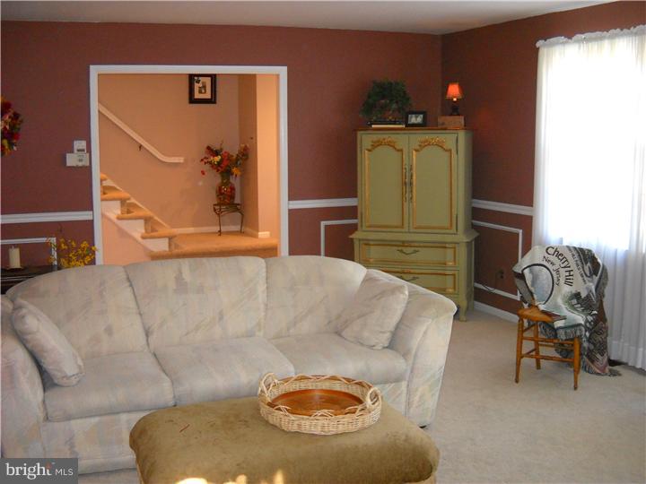 157 Ashbrook Road Cherry Hill, NJ 08034 - Photo 4 of 25