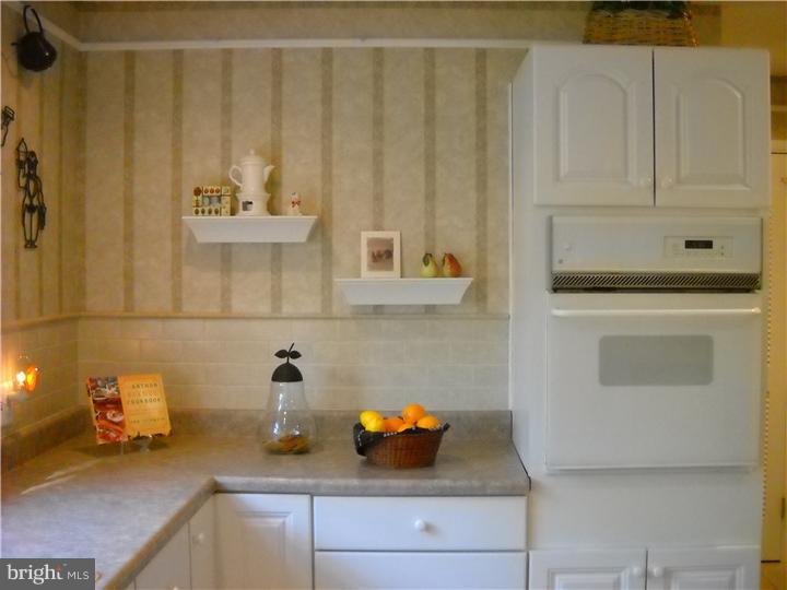 157 Ashbrook Road Cherry Hill, NJ 08034 - Photo 8 of 25