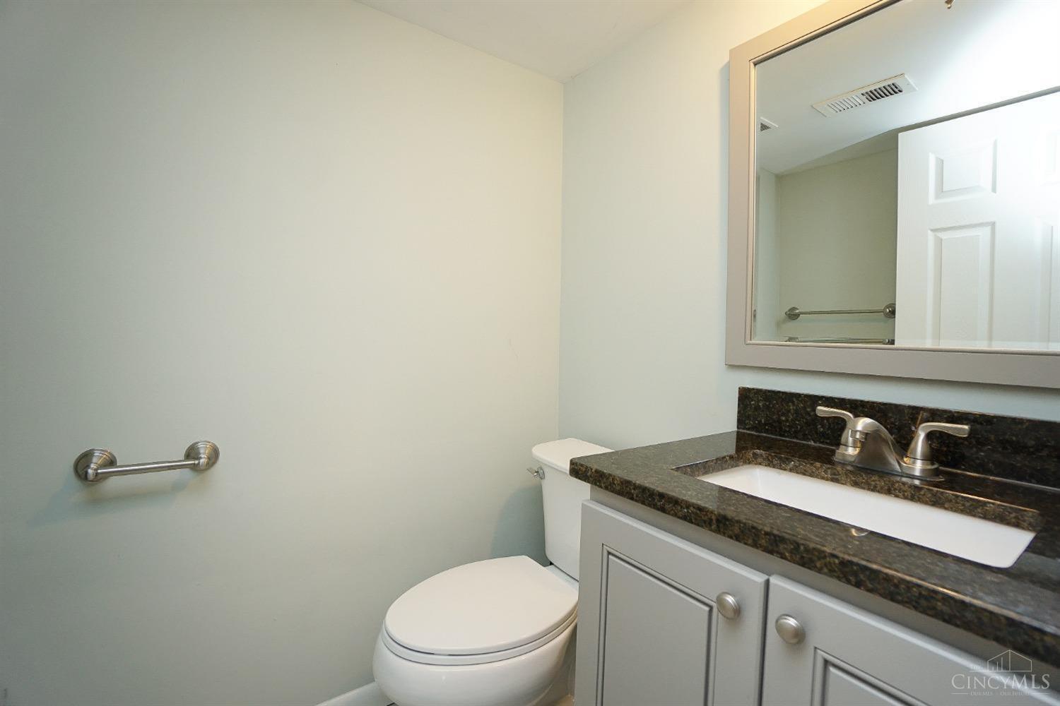 12062 Kenn Road Cincinnati, OH 45246 - Photo 25 of 31