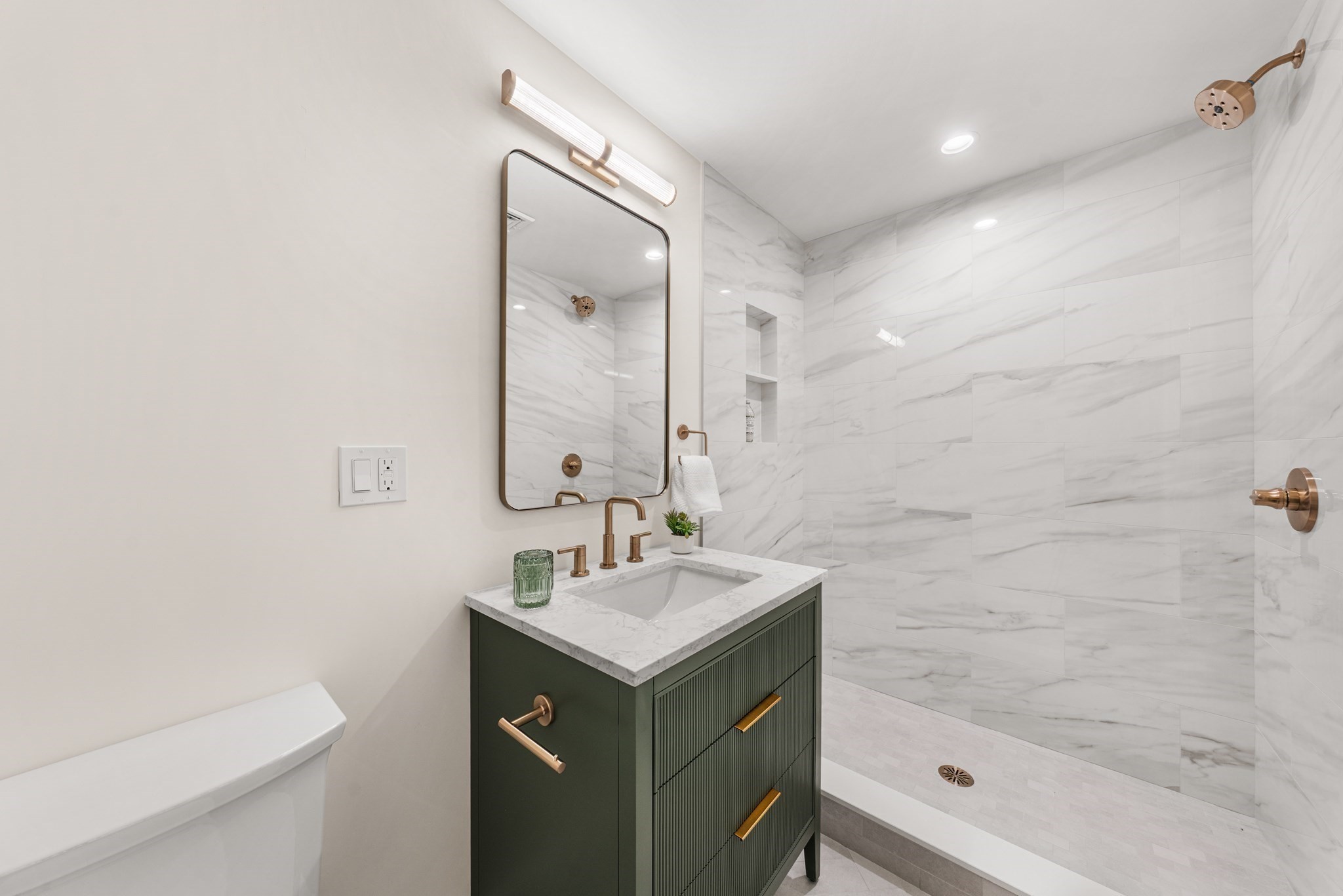 4 Crescent Road, Unit 1 Needham, MA 02494 - Photo 25 of 26 Gallery Image 25