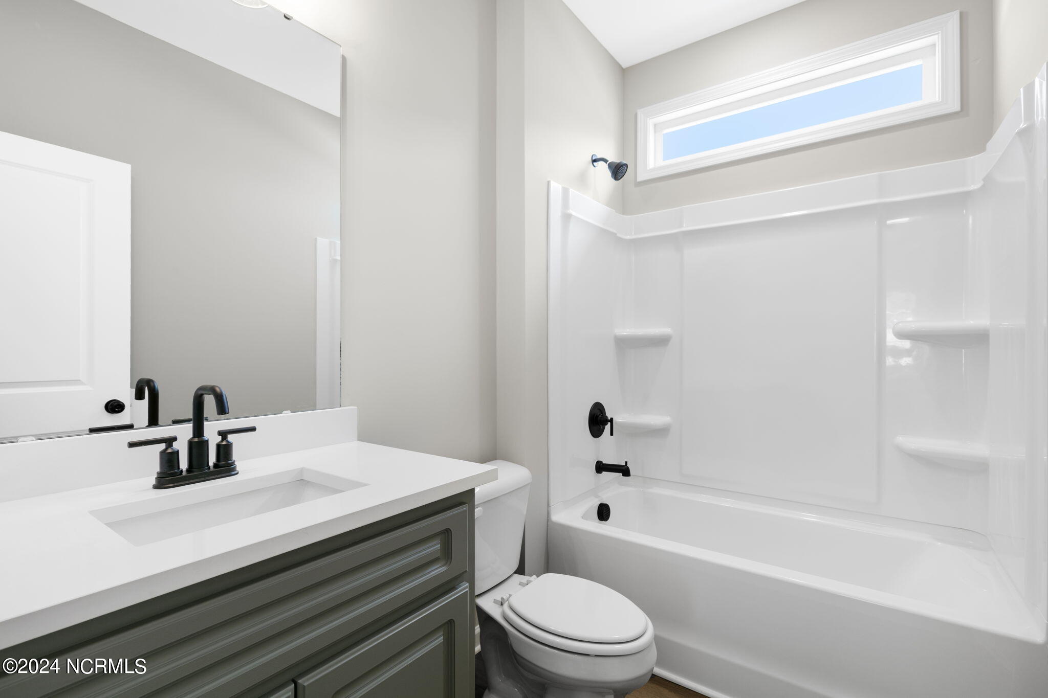 3561 Jetstream Drive Wilson, NC 27896 - Photo 25 of 37 Hall Bath