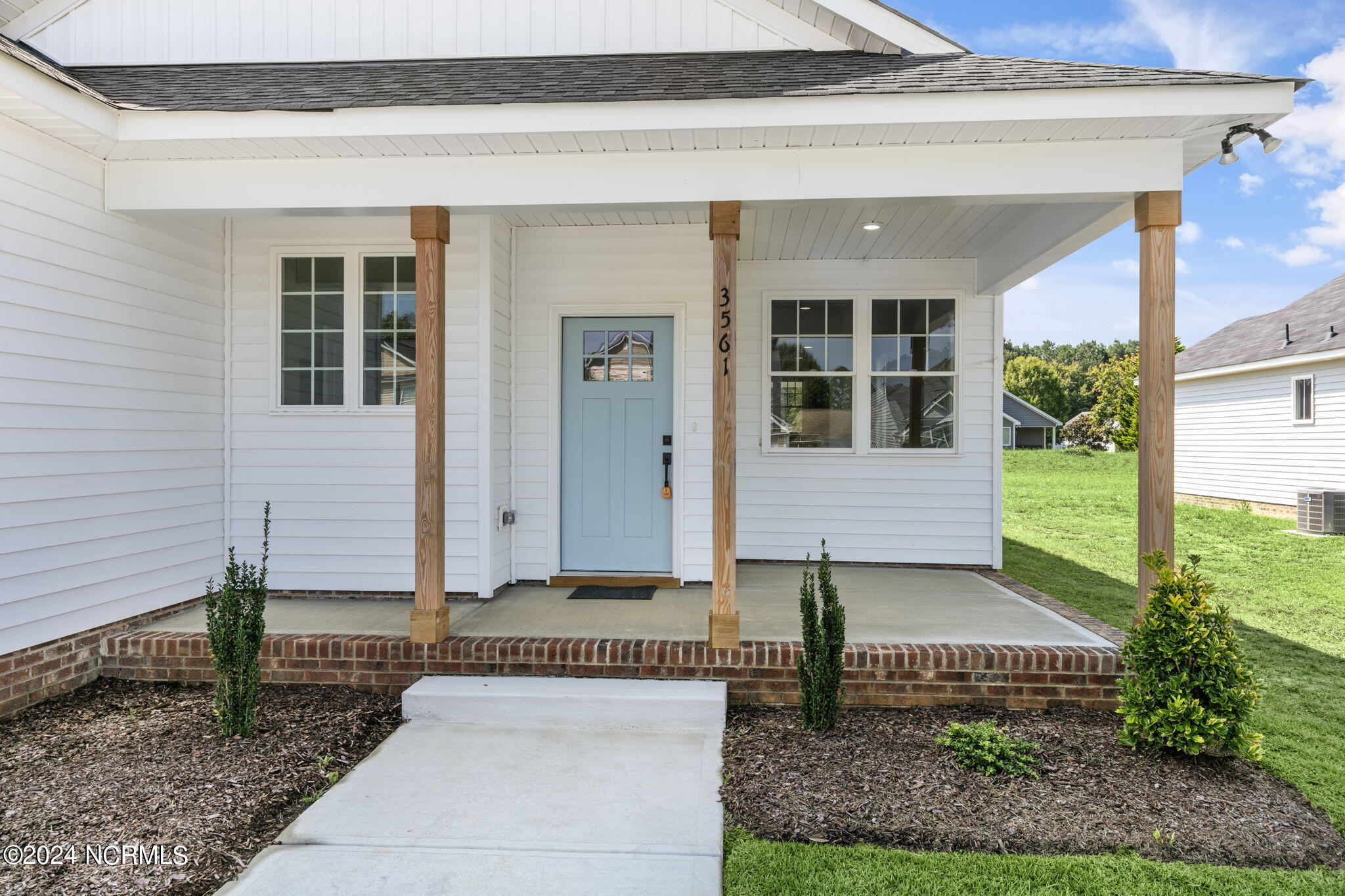 3561 Jetstream Drive Wilson, NC 27896 - Photo 3 of 37 Front Porch