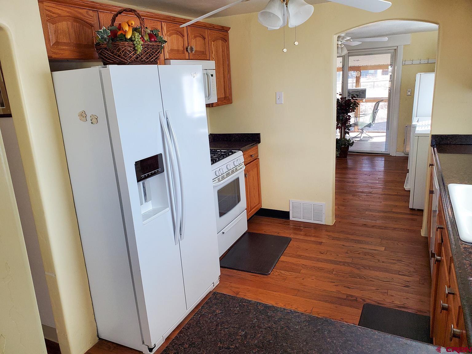 228 27 Road Grand Junction, CO 81503 - Photo 8 of 25 Gallery Image 8