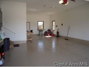 2008 Old Ivy Drive Springfield, IL 62711 - Photo 10 of 12 Gallery Image 10