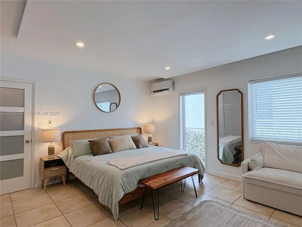 $2,500 | 944 Meridian Avenue, Unit 11, Miami Beach, FL 33139
