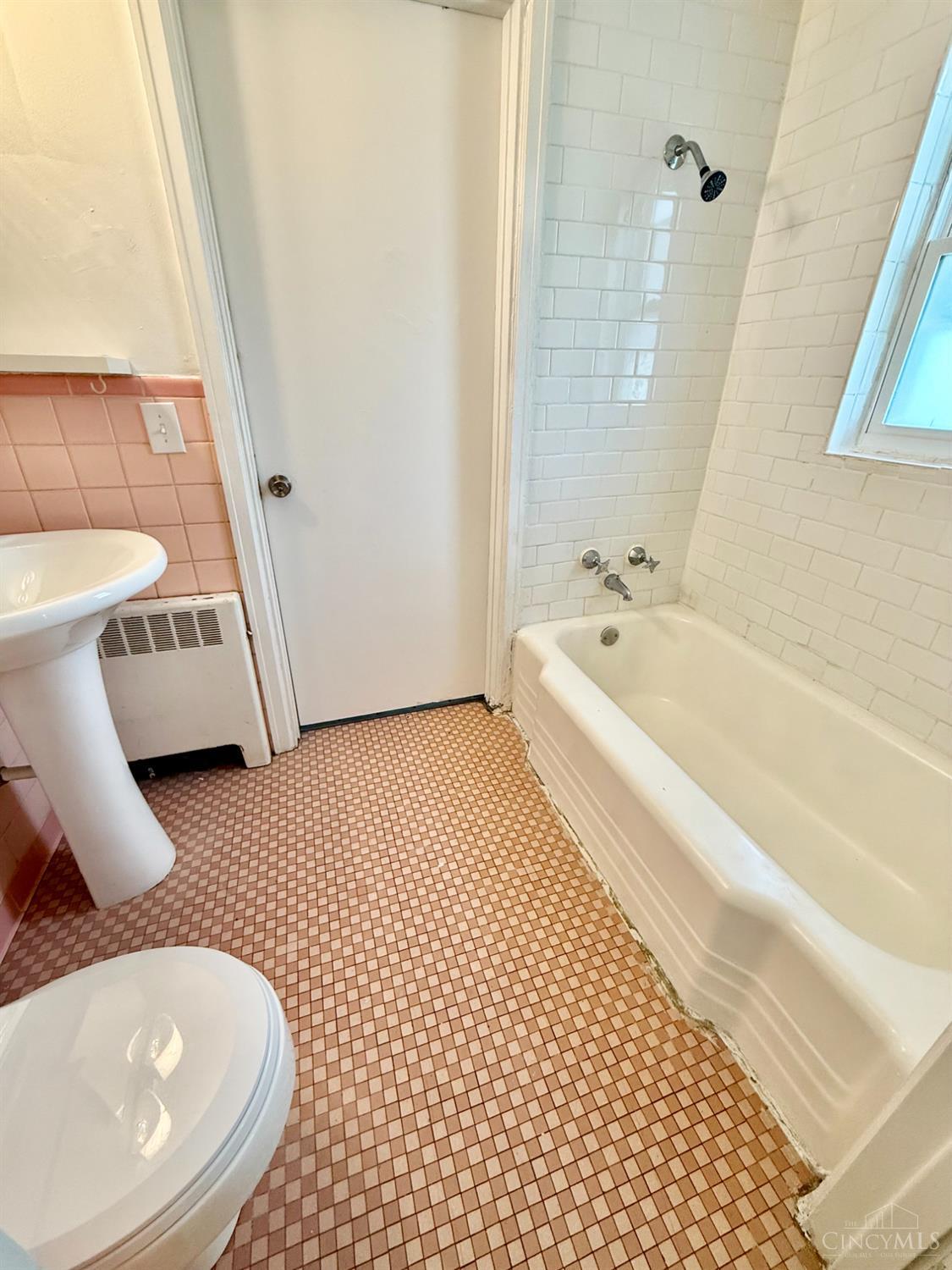 3188 Werk Road, Unit 4 Cincinnati, OH 45211 - Photo 11 of 12