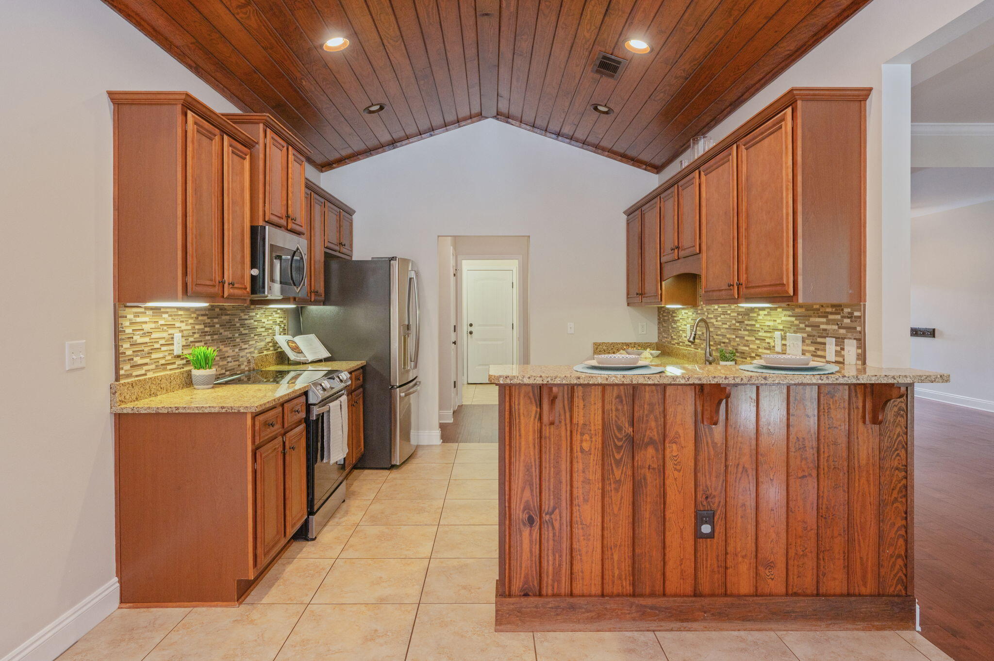 5534 Frontier Drive Crestview, FL 32536 - Photo 7 of 35 Kitchen