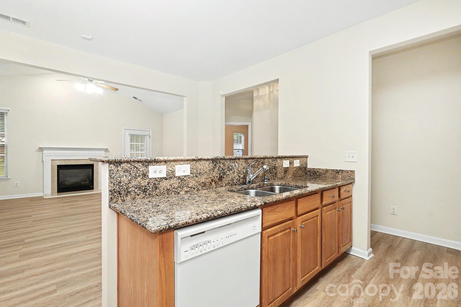 1669 Onyx Ridge Fort Mill, SC 29708 - Photo 15 of 27