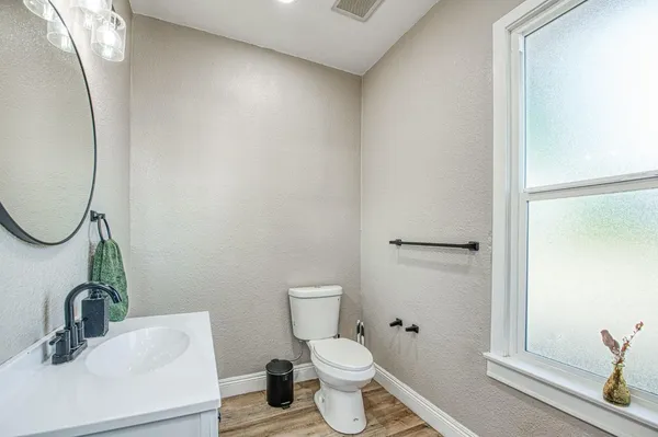 $494,900 | 1601 19th Avenue, Kingsburg, CA 93631