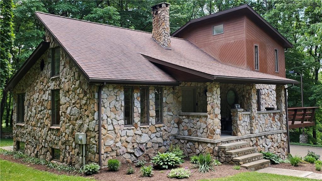 183 Rocky Ridge Road Champion, PA 15622 - Photo 3 of 25
