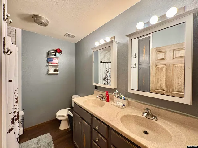 $345,000 | 1144 Cactus Court, Douglas, WY 82633