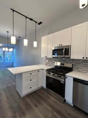 $399,900 | 15 South Albany Avenue, Chicago, IL 60612