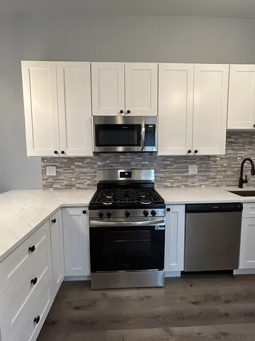 $399,900 | 15 South Albany Avenue, Chicago, IL 60612