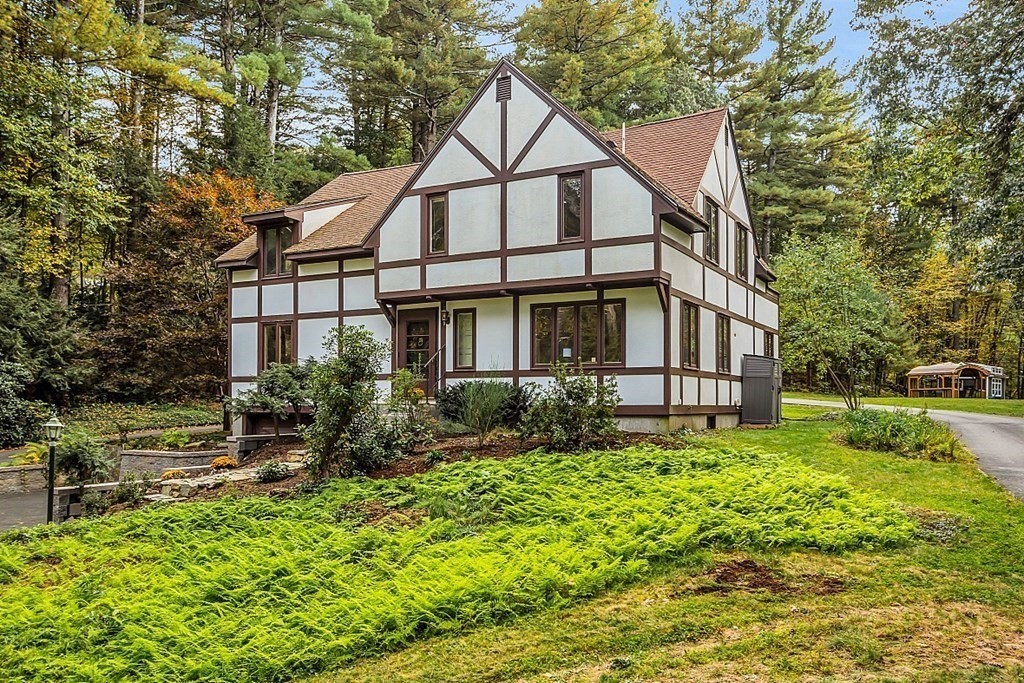3 Peninsula Road Harvard, MA 01451 - Photo 6 of 42 a view of a house with a yard