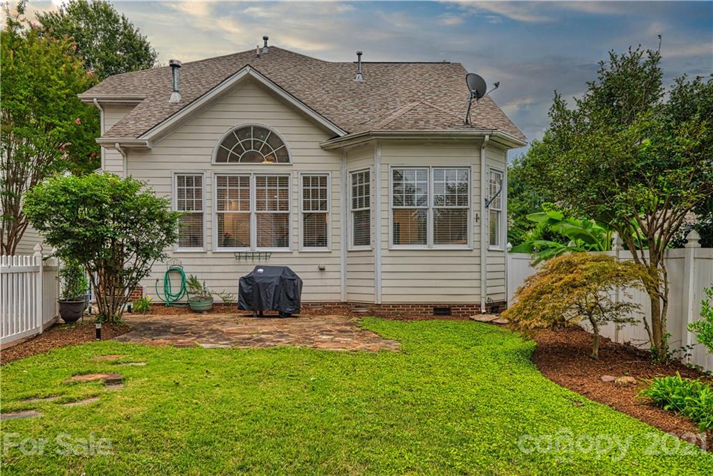 1380 Barnett Woods Fort Mill, SC 29708 - Photo 29 of 31 a front view of a house with yard and trees