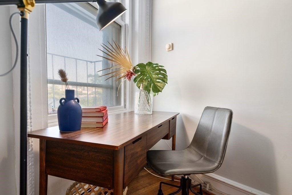 478 Beacon Street, Unit 4 Boston, MA 02115 - Photo 9 of 12