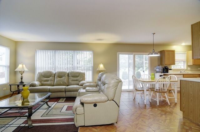 550 Wynbrooke Road Romeoville, IL 60446 - Photo 14 of 23