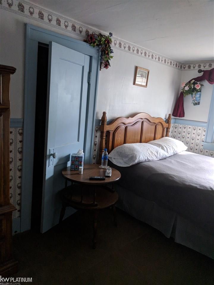4110 Lapeer Road Port Huron, MI 48060 - Photo 9 of 18 31359973-8.JPG