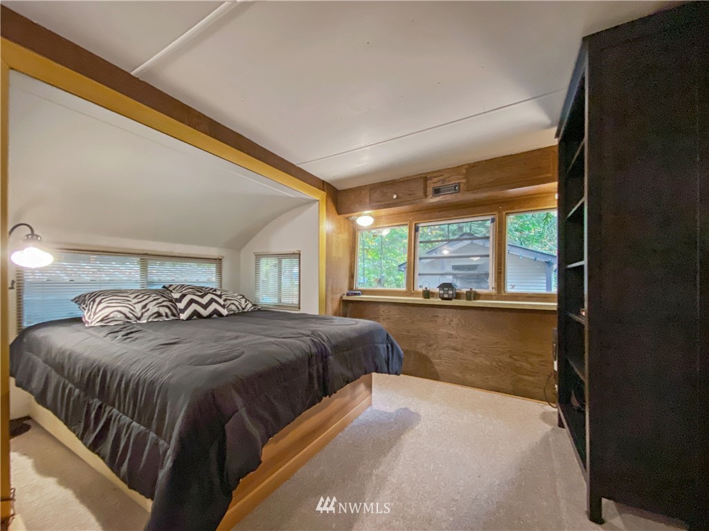 11-1 Goldrush Road North Deming, WA 98244 - Photo 11 of 25 Gallery Image 11