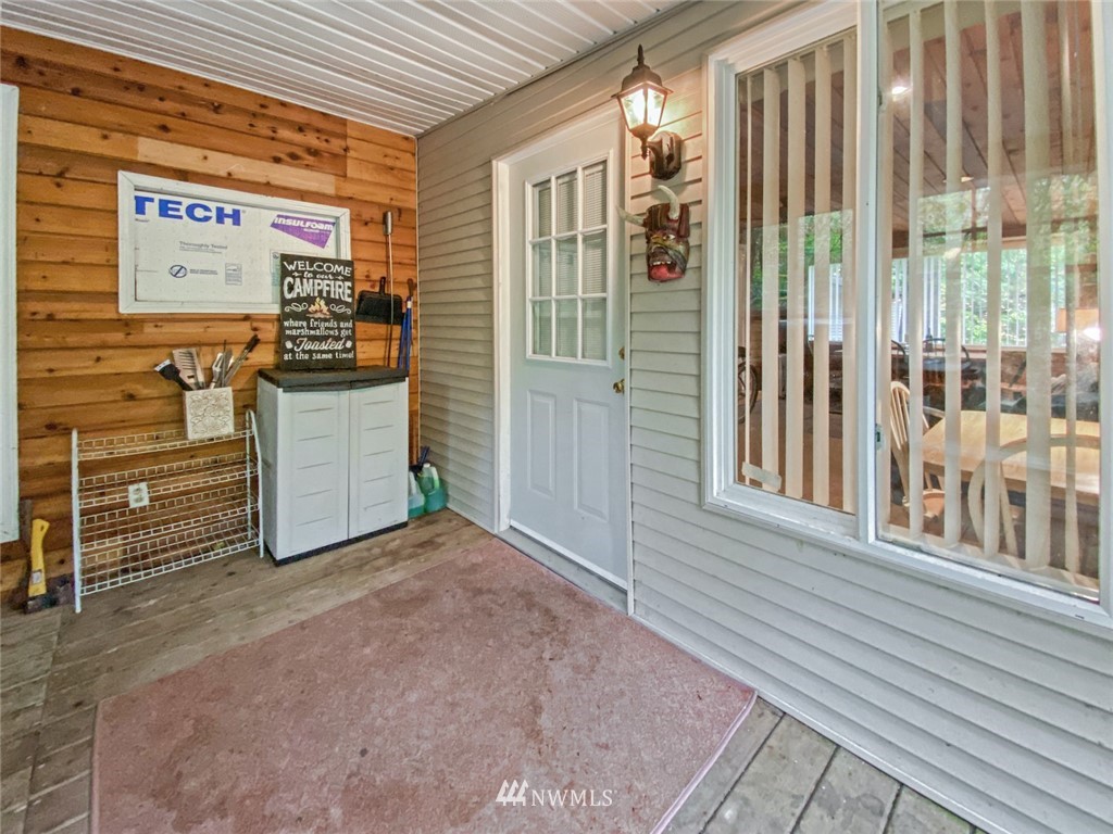 11-1 Goldrush Road North Deming, WA 98244 - Photo 5 of 25 Gallery Image 5