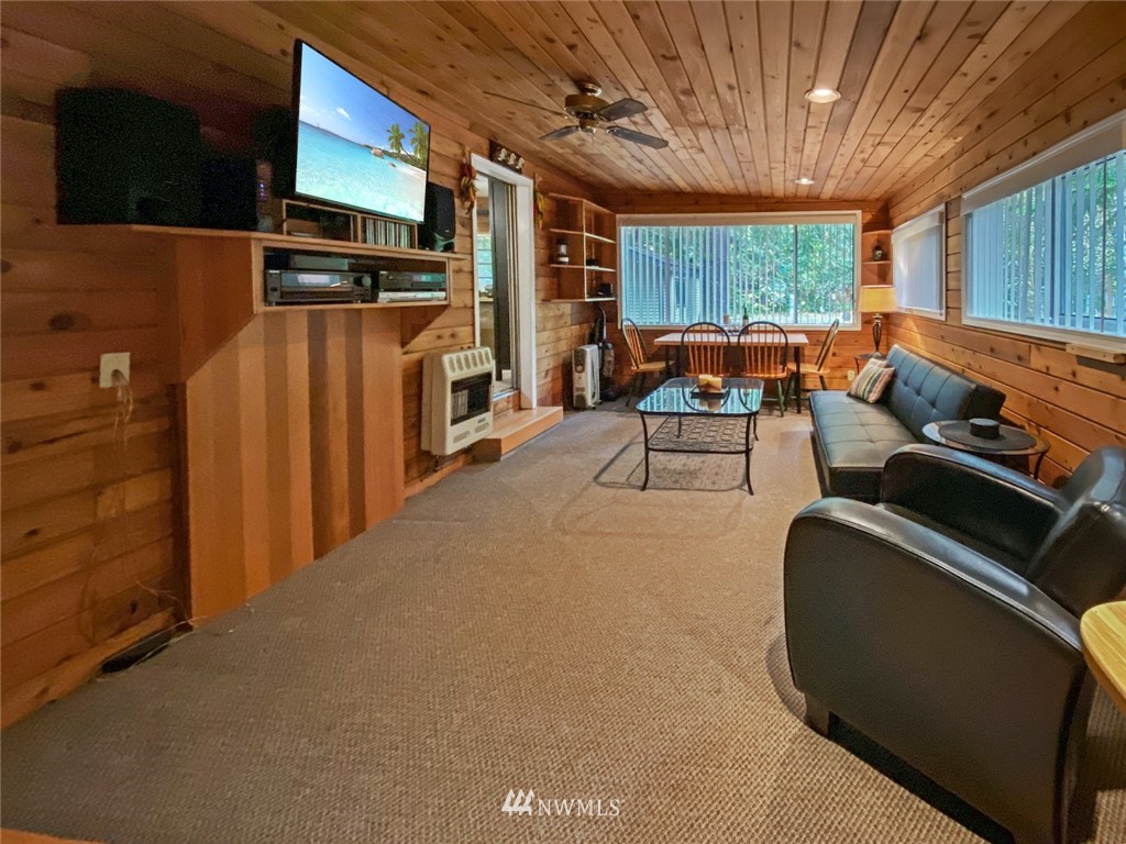 11-1 Goldrush Road North Deming, WA 98244 - Photo 6 of 25 Gallery Image 6
