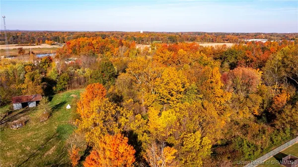 $250,000 | 415 East Ivan Rogers Drive, Scottsburg, IN 47170