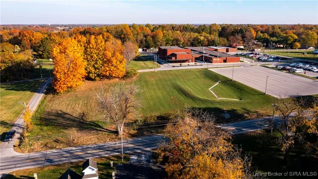 $250,000 | 415 East Ivan Rogers Drive, Scottsburg, IN 47170