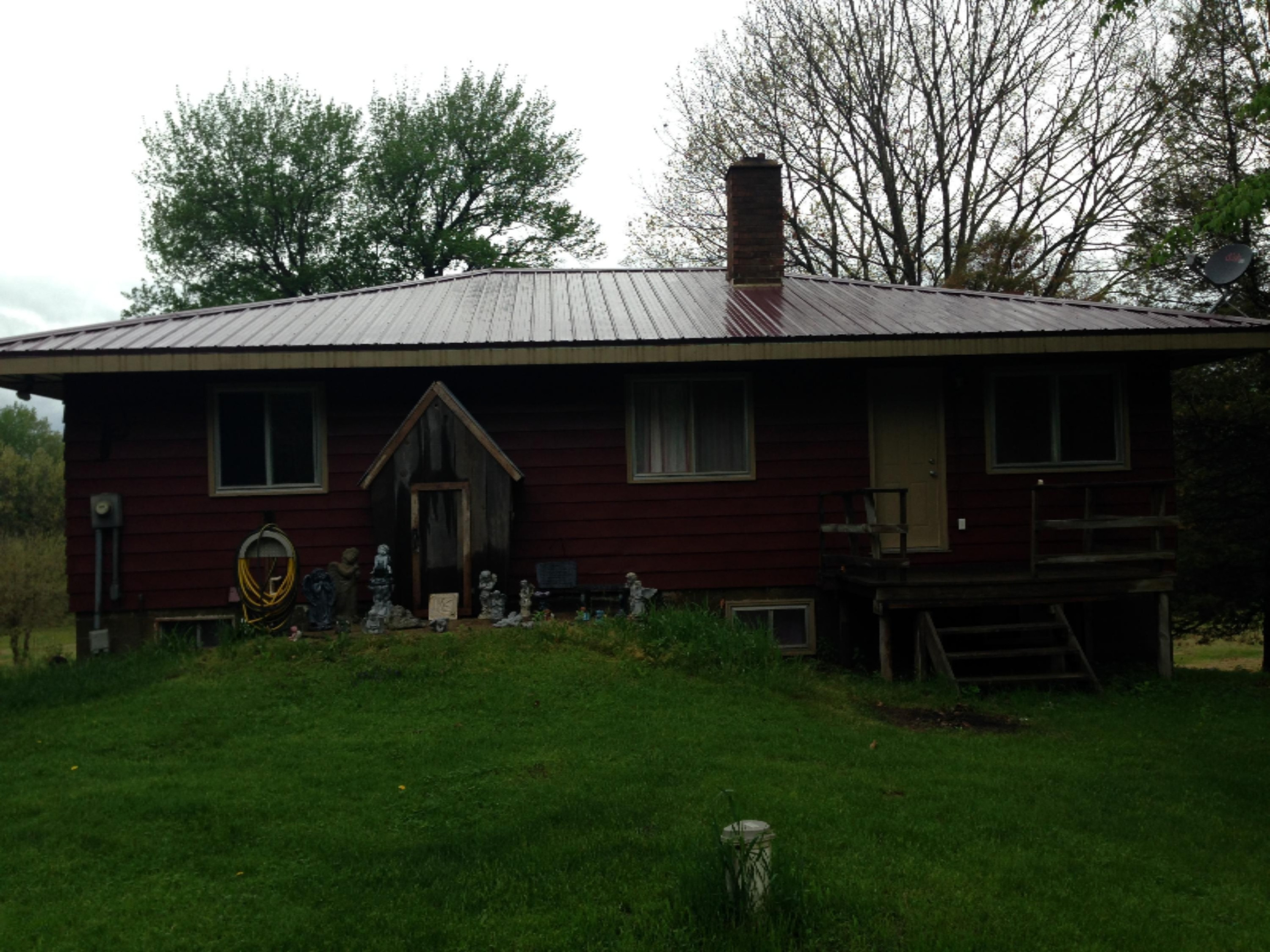 6304 Yerge Road Portland, MI 48875 - Photo 2 of 27 006