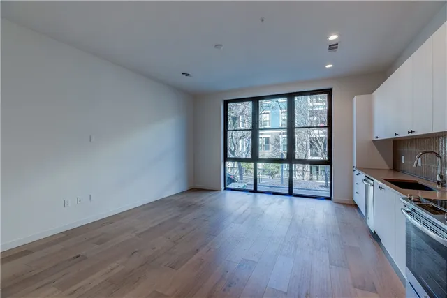 a view of an outdoor space