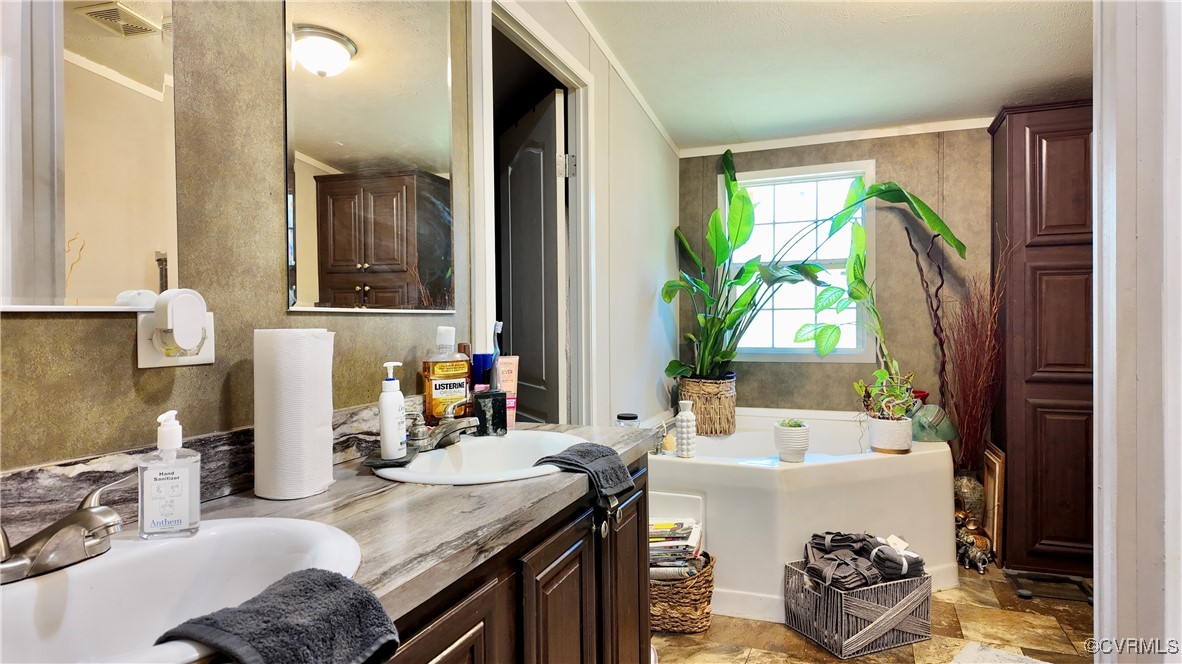8581 Liberty Road Dolphin, VA 23843 - Photo 10 of 19 Gallery Image 10