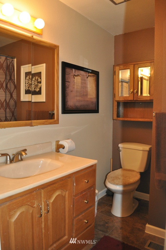 10107 Northeast 204th Street Bothell, WA 98011 - Photo 9 of 19
