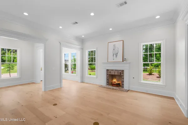 $929,500 | 102 Commonwealth Drive, Madison, MS 39110