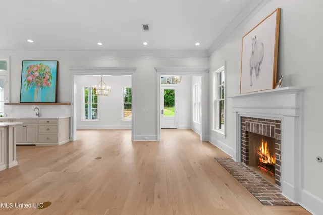 $929,500 | 102 Commonwealth Drive, Madison, MS 39110