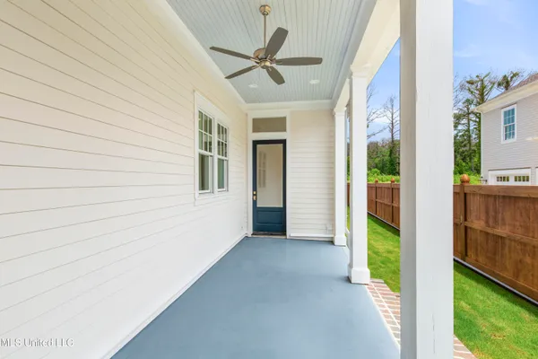 $929,500 | 102 Commonwealth Drive, Madison, MS 39110